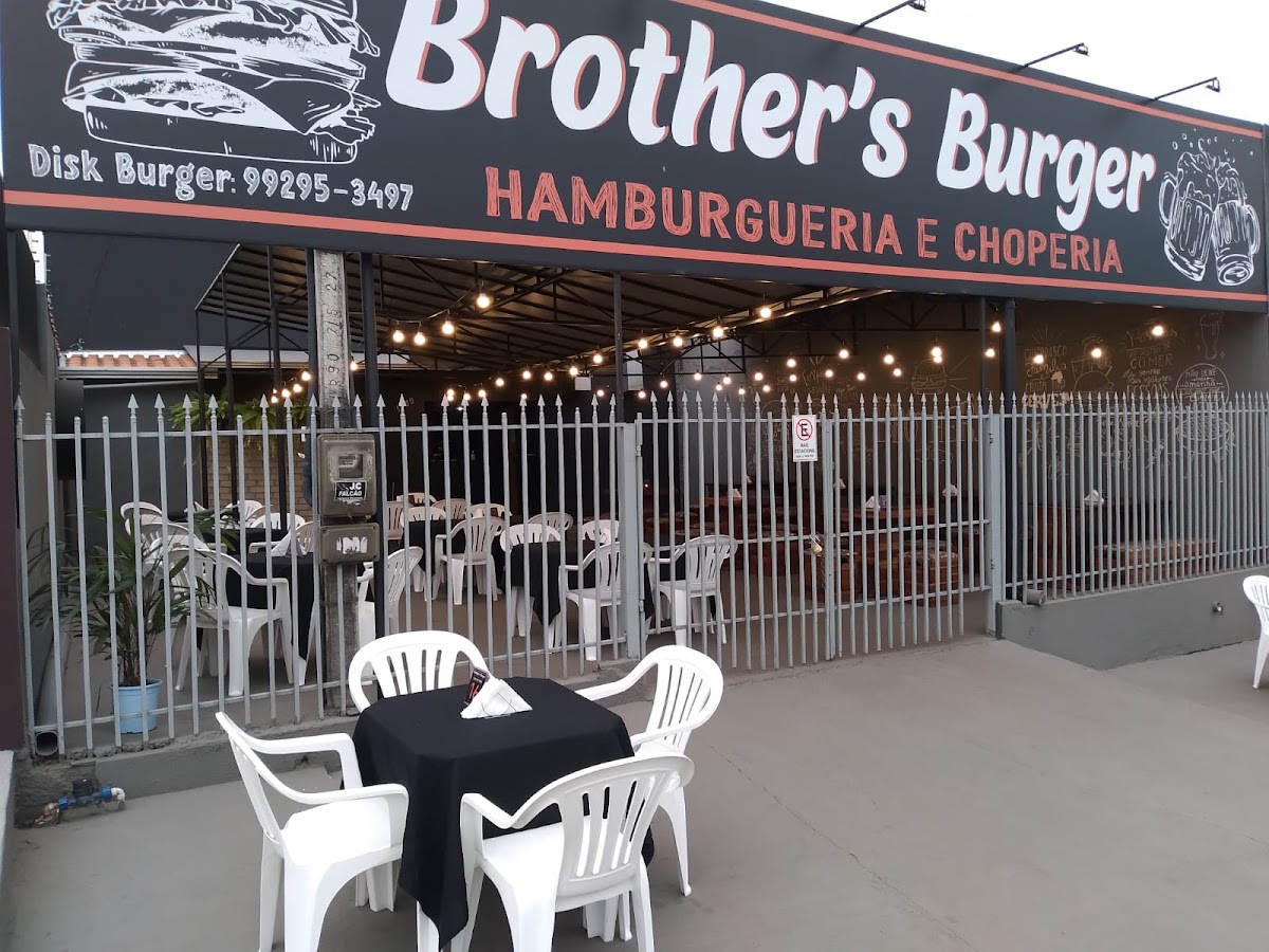 Brothers Burger Hamburgueria,choperia E Pesticaria.